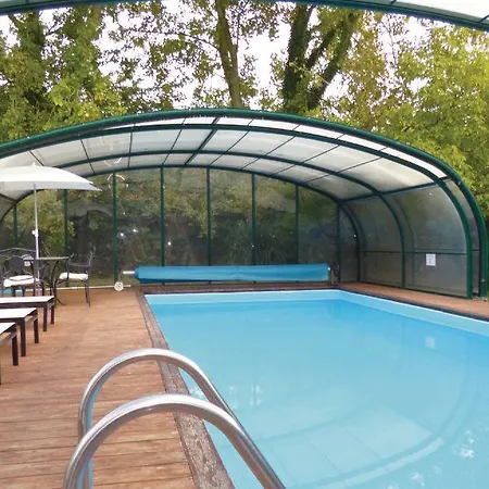 Vakantiehuis Holiday La Petellerie *